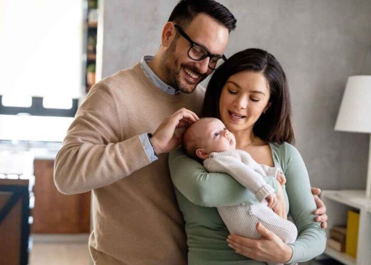 Aile Hayatında Yeni Dönem: Doğum ve Babalık İzinleri Uzuyor!