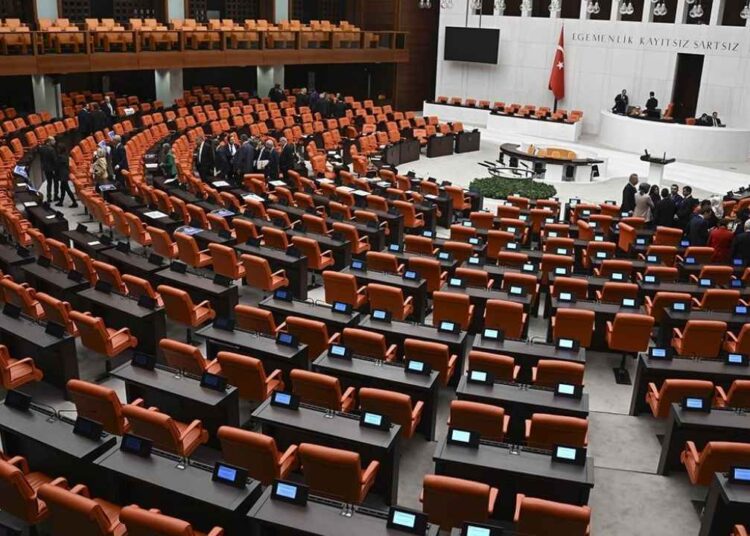 36 Maddelik Süper Ekonomi Hamlesi: Prim, Emekli ve Emlakta Yeni Sayfa!